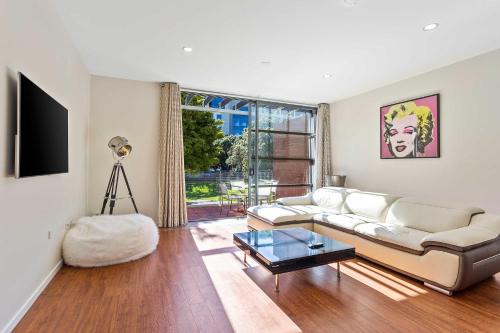 Sleek Modern Pad next to Spark Arena Zodiak Stays