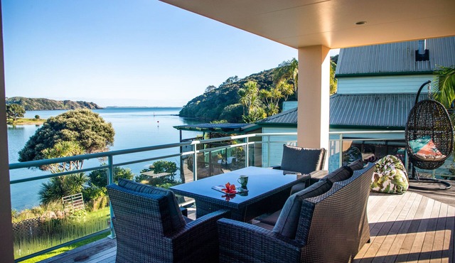 Soul Retreat - Cable Bay Holiday Home in Cable Bay