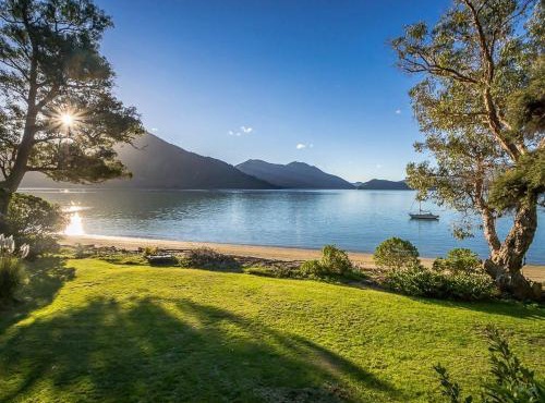 Sounds Magic - Moetapu Bay Bach in Moetapu Bay