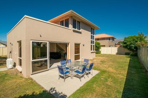 Southern Belle - Cromwell Holiday Home in Lowburn