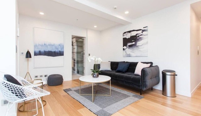 Spacious One Bedroom in Newmarket
