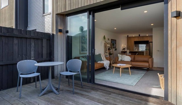Spacious St Albans Stay – Near CBD, Garage + BBQ in Christchurch