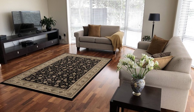Strowan House 1 - Single Level/Fully Airconditioned in Strowan