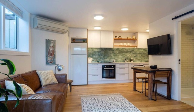 Stunning Self-contained with Garden