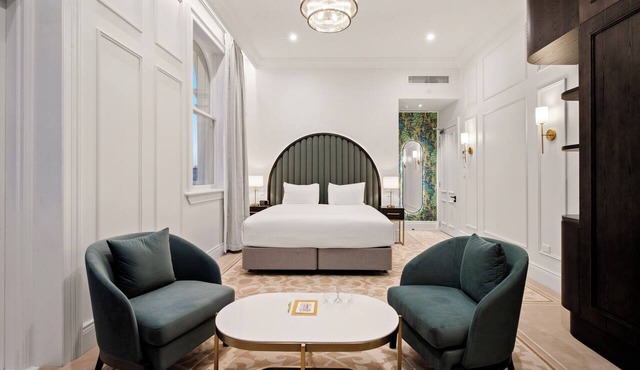 The Clements Hotel