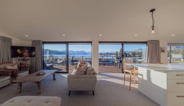 The Lookout Pollock House in Lake Tekapo