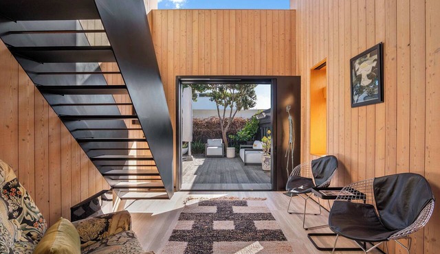 The Sumner Escape - Sleeps 5, Walk to Beach in Christchurch