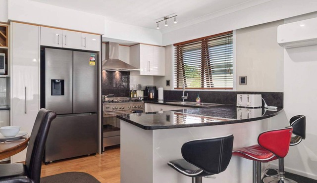 Toru - Central CBD Apartment, Walk to Lakefront in Rotorua