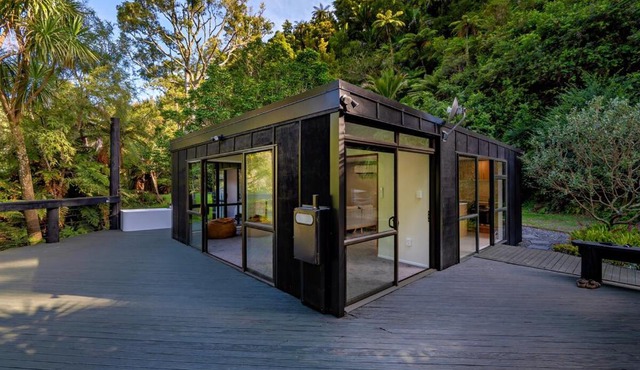 Total native bush seclusion Modern renovation