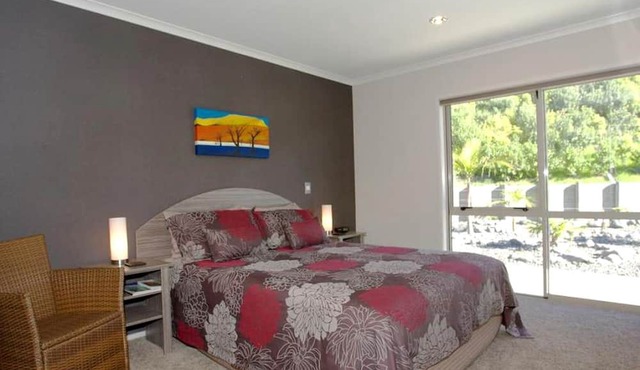Tranquil Retreat Close to Wineries in Hawke’s Bay, New Zealand