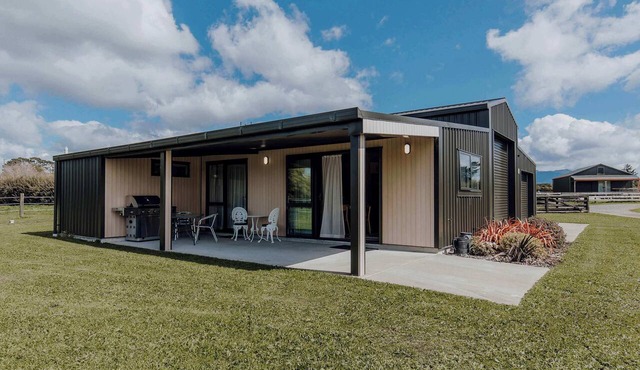 Tremorne Stay: Couples Retreat in Taranaki