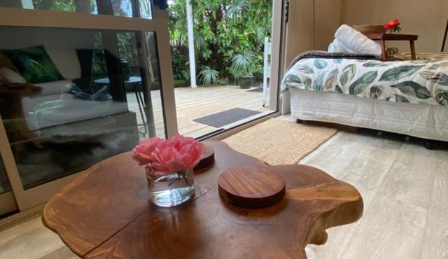 Tropical Garden Retreat in Napier