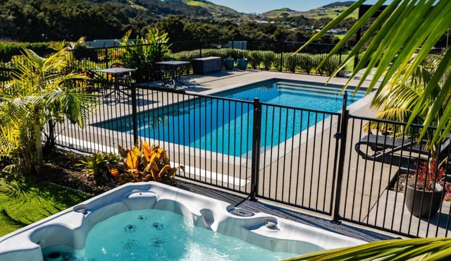Tropical Hideaway - Mangawhai Retreat in Mangawhai