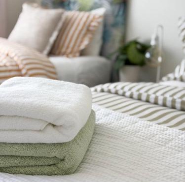 Tropicana Bijou - Studio & Spa in Westport