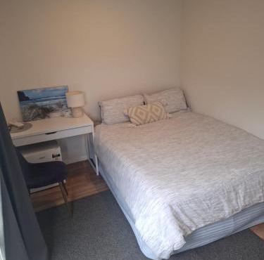 TuiHideaway cozy studio sleepout in Tauranga