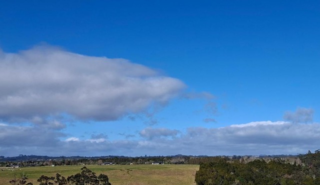 Twin Oaks Oasis in Kerikeri