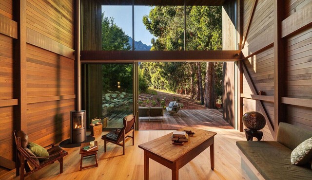 Ultimate Secluded Hideaway - Pekepeke Luxury Farm Cabin in Queenstown