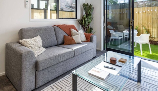 Vibrant CBD Townhouse - Sleeps 4 + Stadium in Christchurch
