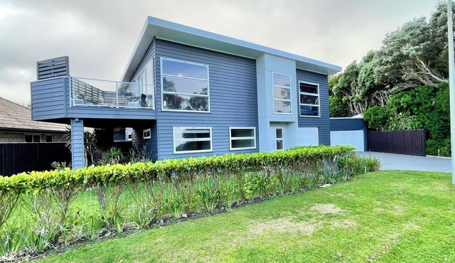 Vinnies Haven - Opunake Holiday Home in Opunake
