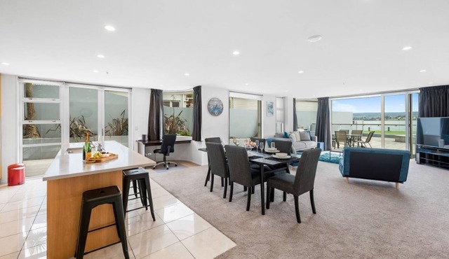 Waimahana Apartment 1