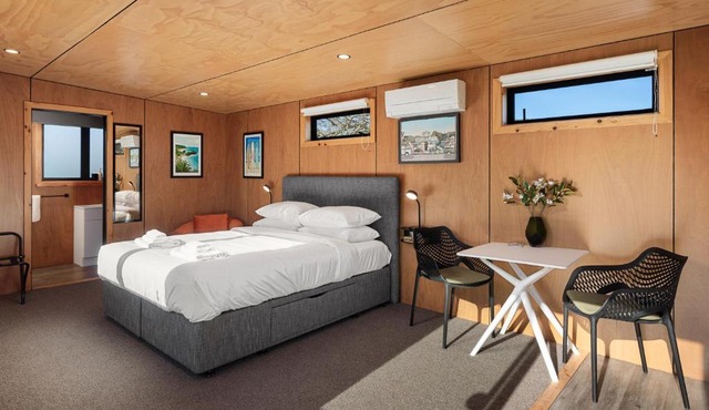 Wainui Studio Near Beach & City