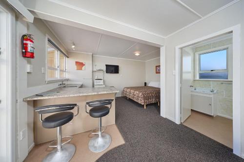 Waterfront, Handy Location, Affordable, Unit 6 - KK61646 in Kaikoura