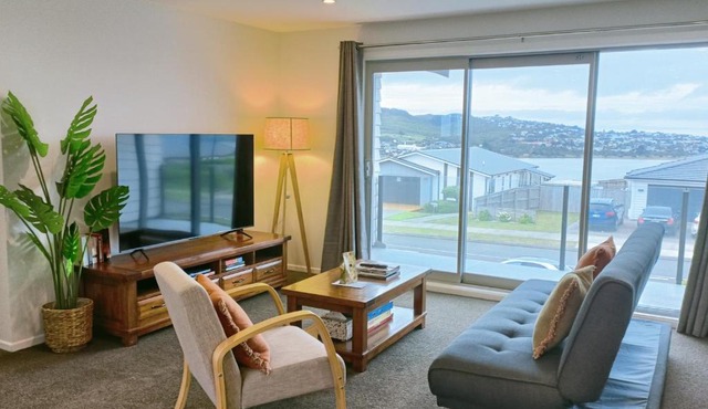 Waterview Spacious Bliss - 2 Beds