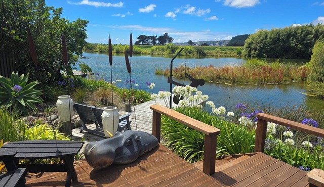 Willowstream Cottage - Te Awanga, Hawkes Bay NZ in Te Awanga
