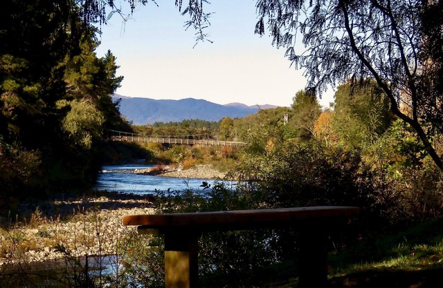 Tongariro Riverside holiday house in Turangi