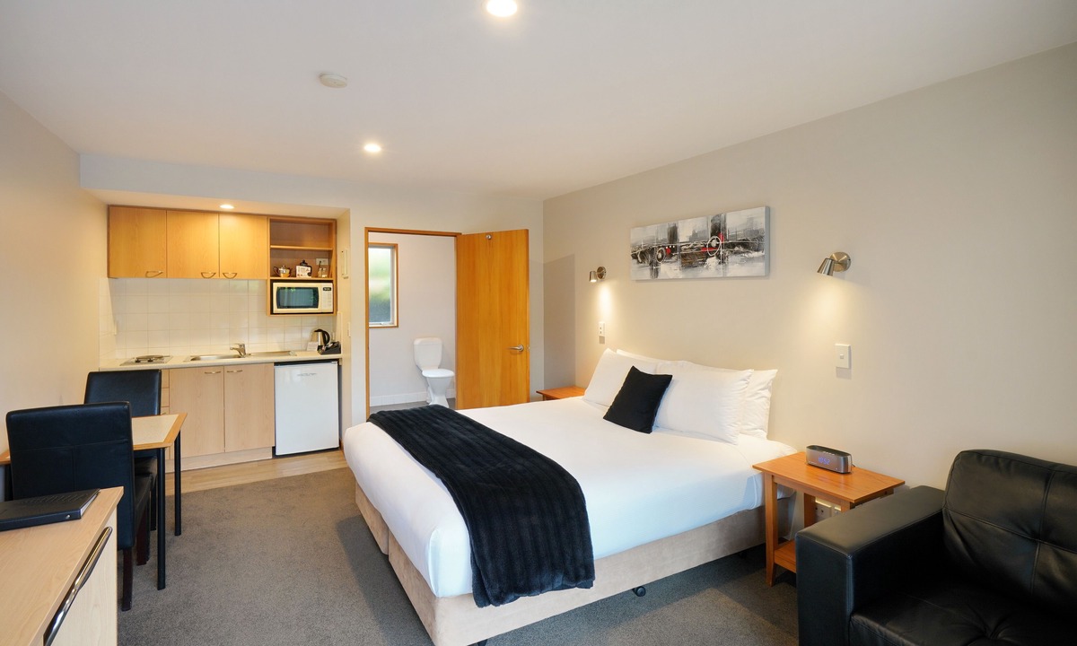 Upper Riccarton Hotel | 306 Motel Apartments