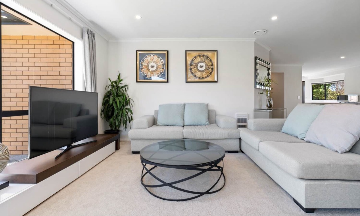 East Tamaki Hotel | Botany Palms Motel