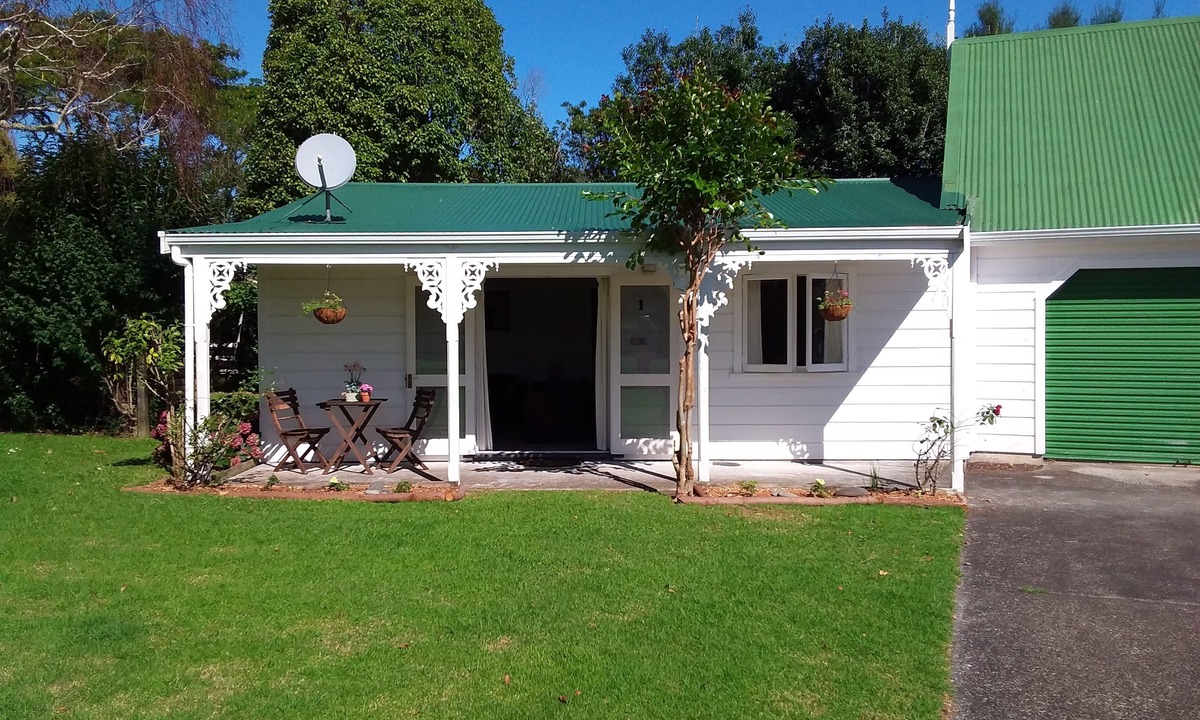 Coromandel Cottage | Stellar Cottage - Set on Sunny & Serene 1.75 Acres. Close to Town/wi-fi