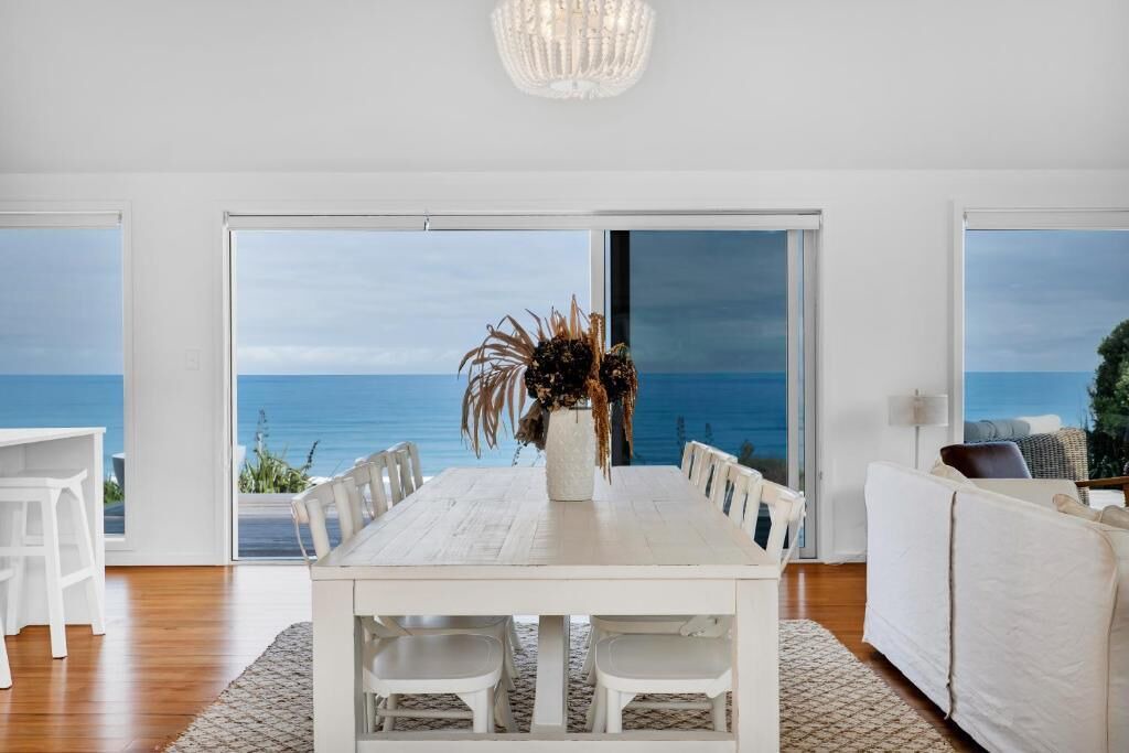 Mokau House | Mōkau Beach House