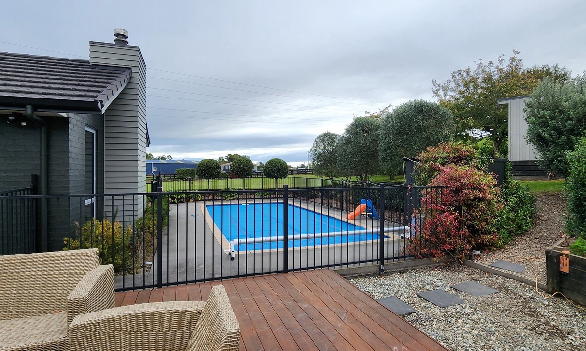 Cambridge House | Field Days Accommdation