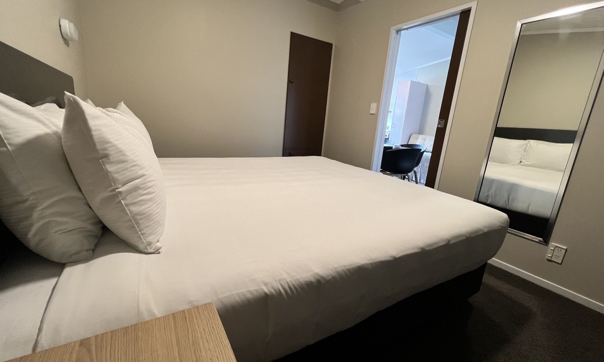 Westshore Hotel | Marineland Motel