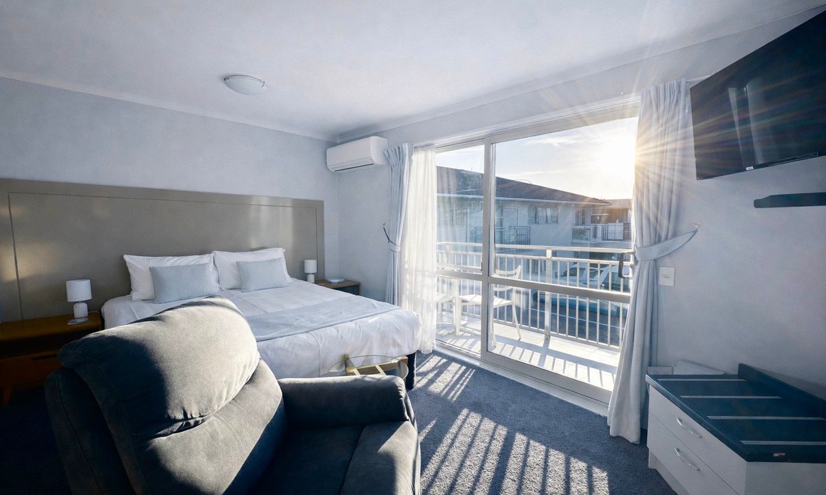 Petone Hotel | BKs Premier Motel Esplanade