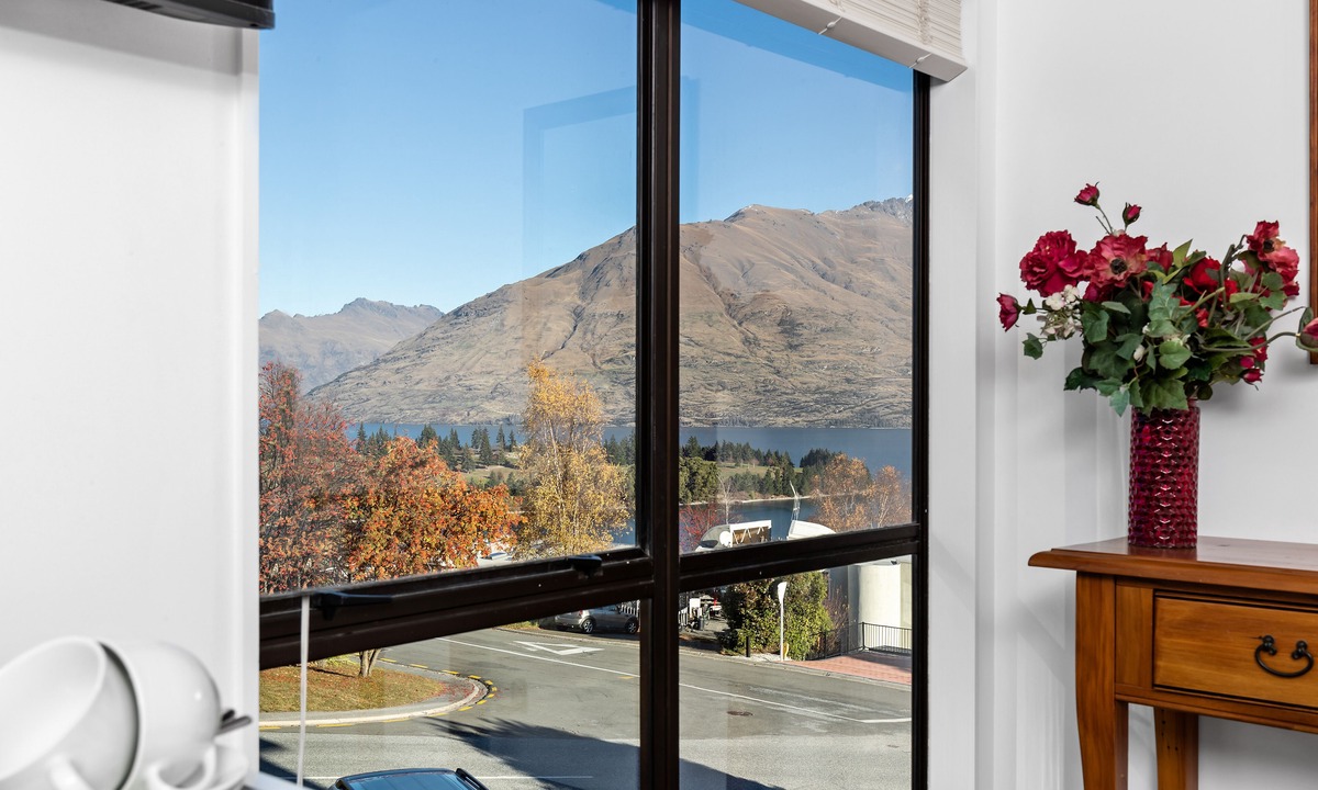 Queenstown City Centre Cabin | Balmoral Lodge