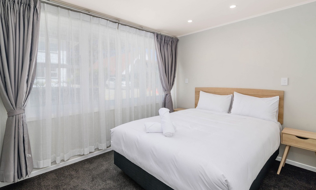 Fenton Street Hotel | Thermal Oak Motel