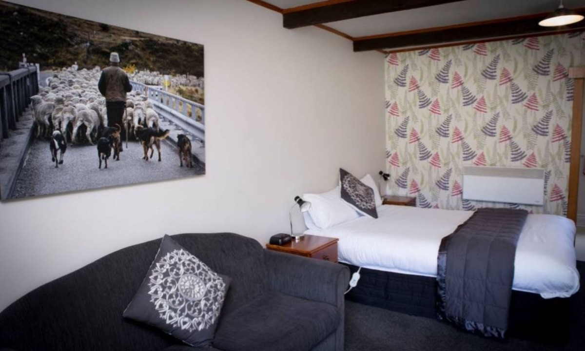 Glentanner Cabin | Glentanner Park Centre