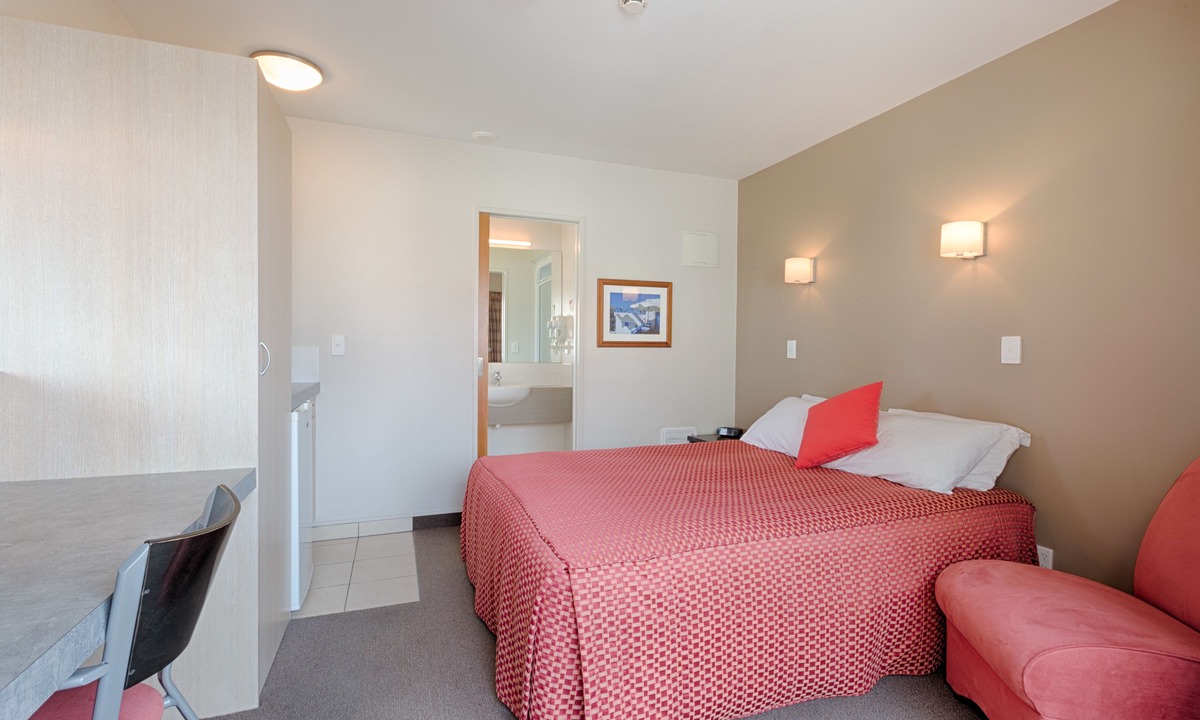 Ohinemutu Hotel | Bella Vista Motel Rotorua