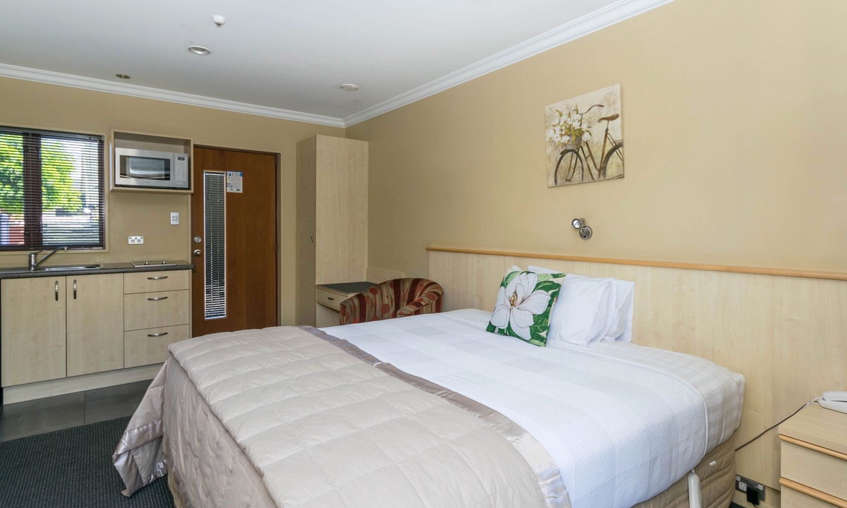 Blenheim Hotel | Blenheim Spa Motor Lodge