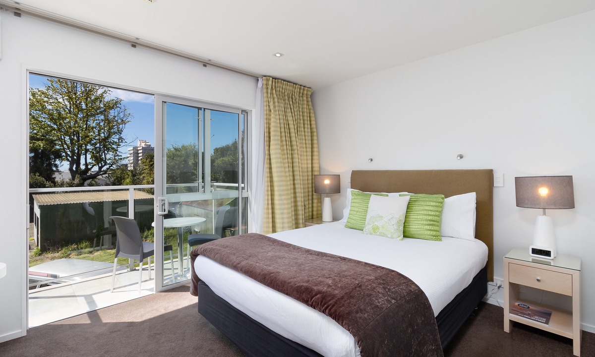 Nelson Hotel | Century Park Motor Lodge