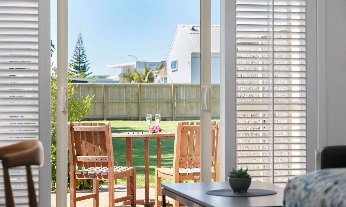 Wainui Hotel | Ocean Beach Wainui