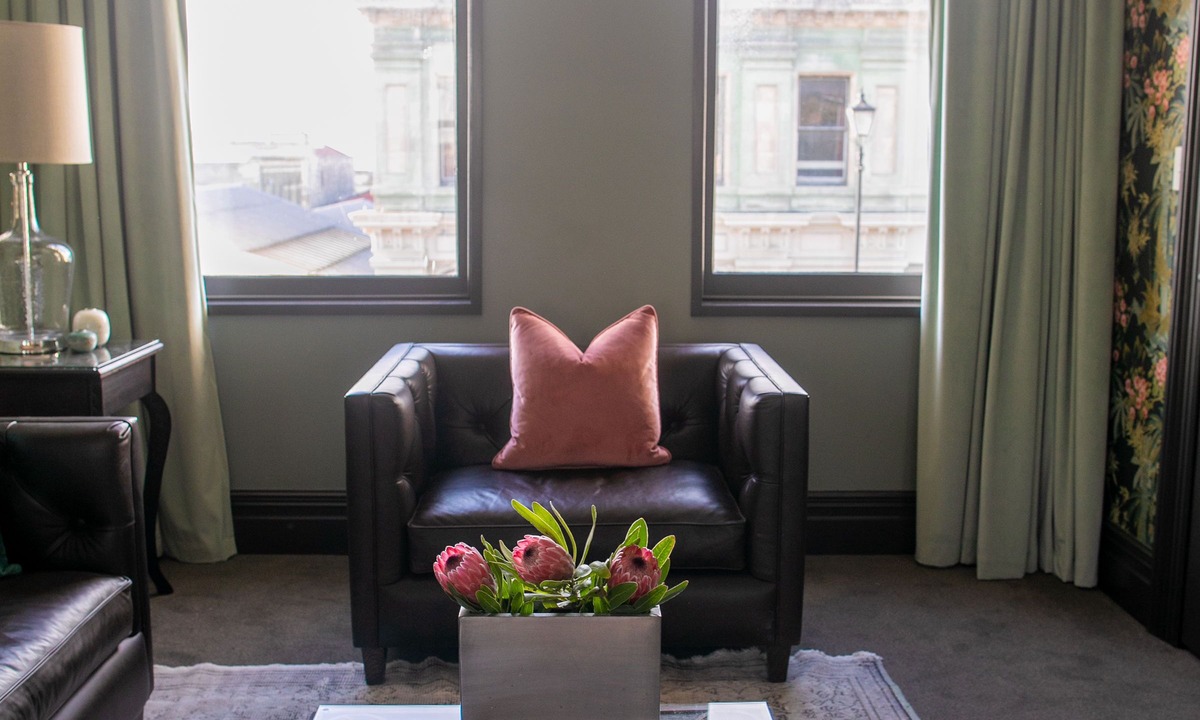 Oamaru Apartment | The Old Confectionery - Heritage Apartment in the Old Precinct
