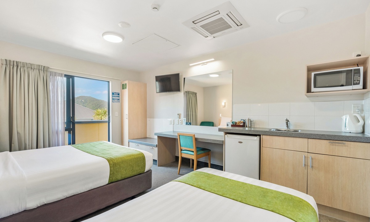 Woodhill Hotel | Bella Vista Motel Whangarei