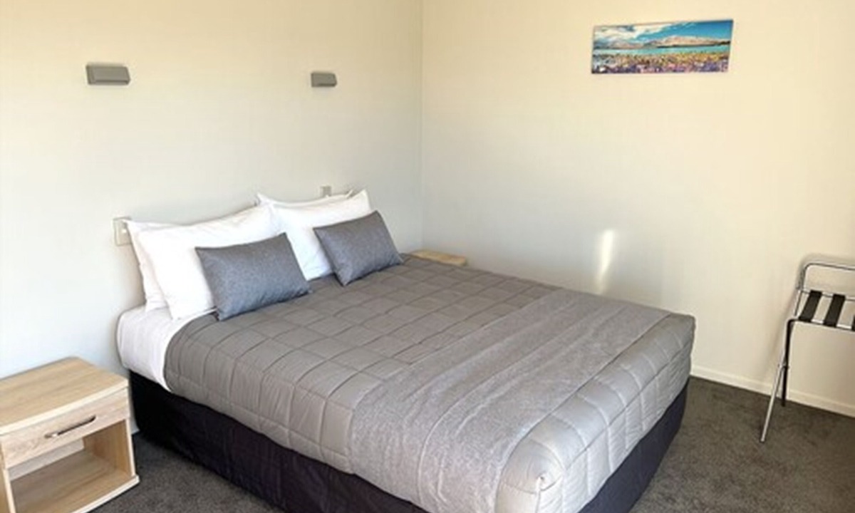 Hokitika Hotel | Jade Court Motor Lodge