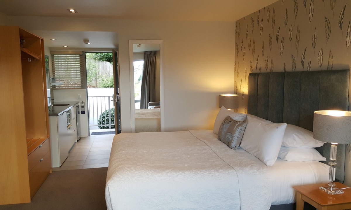 Dunedin City Centre Hotel | Bluestone On George