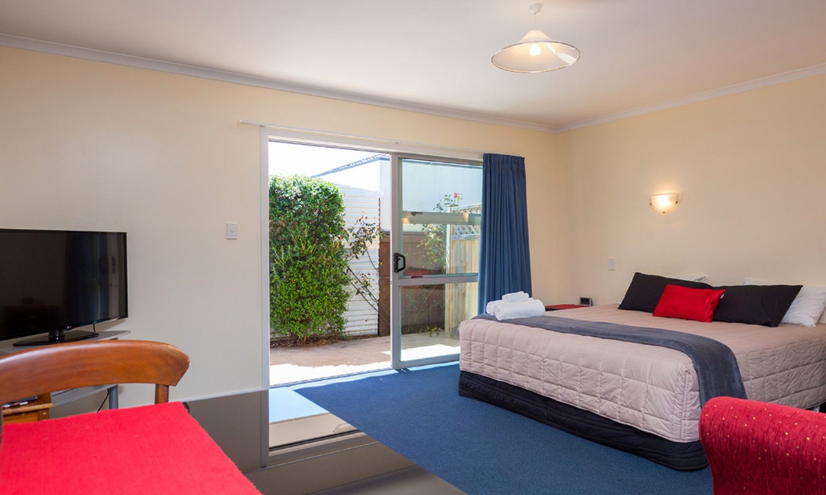 Springlands Hotel | Middle Park Motel