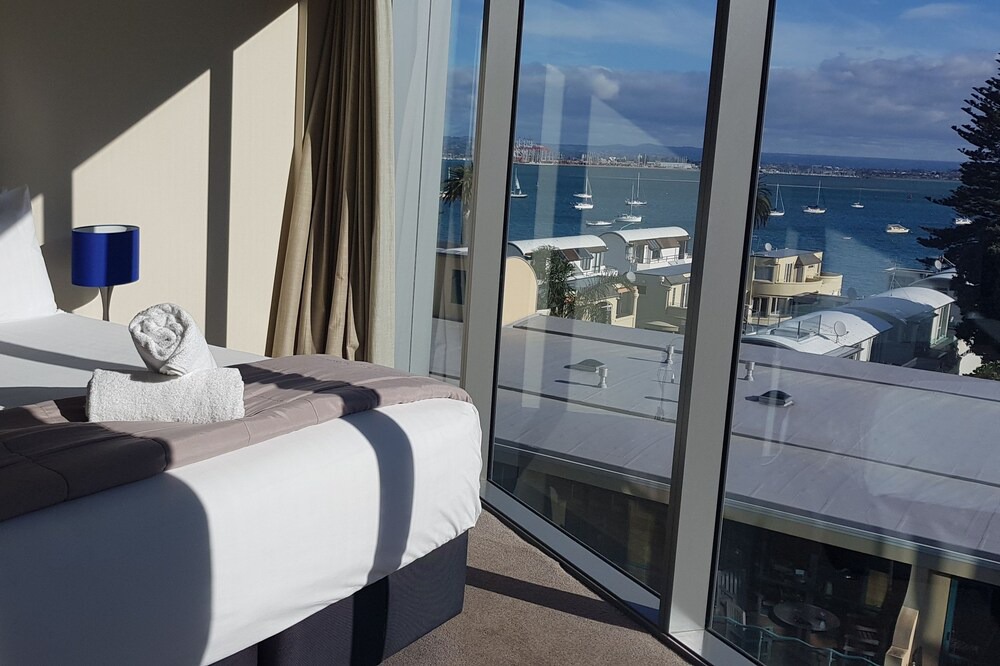 Mount Maunganui Hotel | The Pacific Apartments