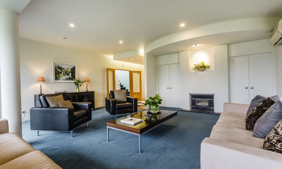 Musselburgh House | Oasis on Belmont Lane